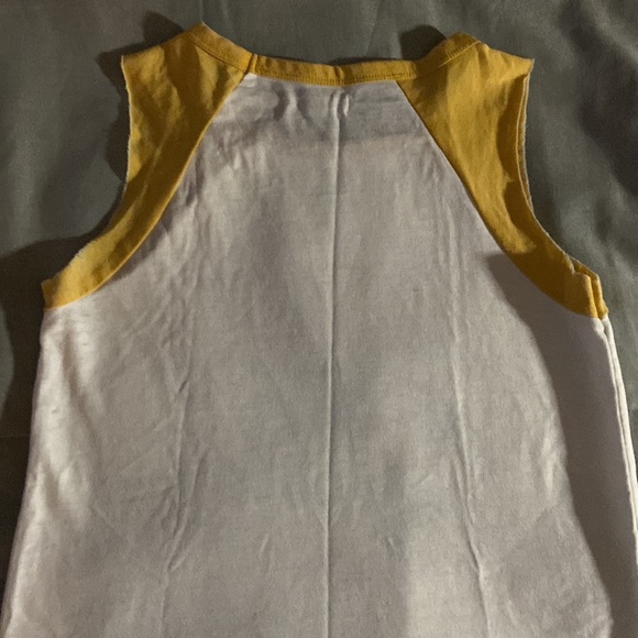 T-Shirt - Picture 3 of 3